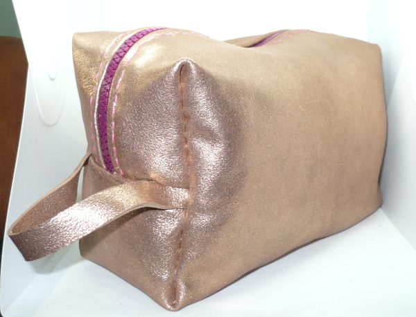 Weekender bag for her - Rose Gold - Image 2